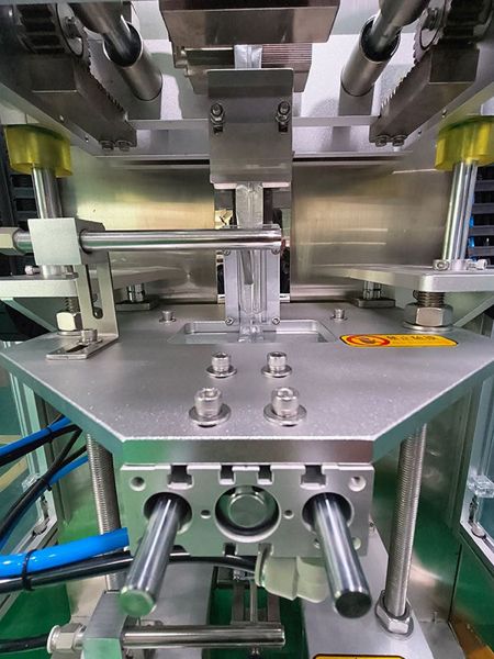 Cortador de sellado de fácil rasgado