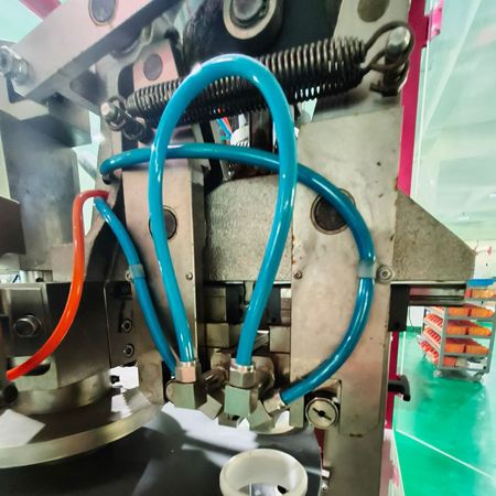 Máquina de selladora de tubos