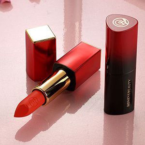 Llenadora de lápiz labial