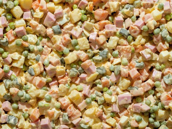 Envasado de leche concentrada y mayonesa